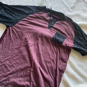 Men’s Burgundy Pocket T-shirt Size 2XL
